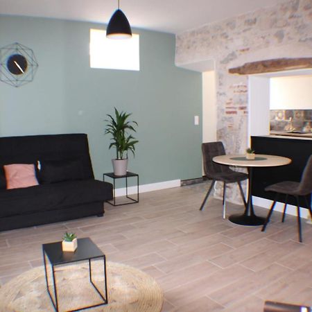 Joli Studio En Rez-De-Chaussee Pradines  Εξωτερικό φωτογραφία
