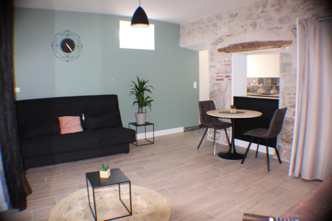 Joli Studio En Rez-De-Chaussee Pradines  Εξωτερικό φωτογραφία